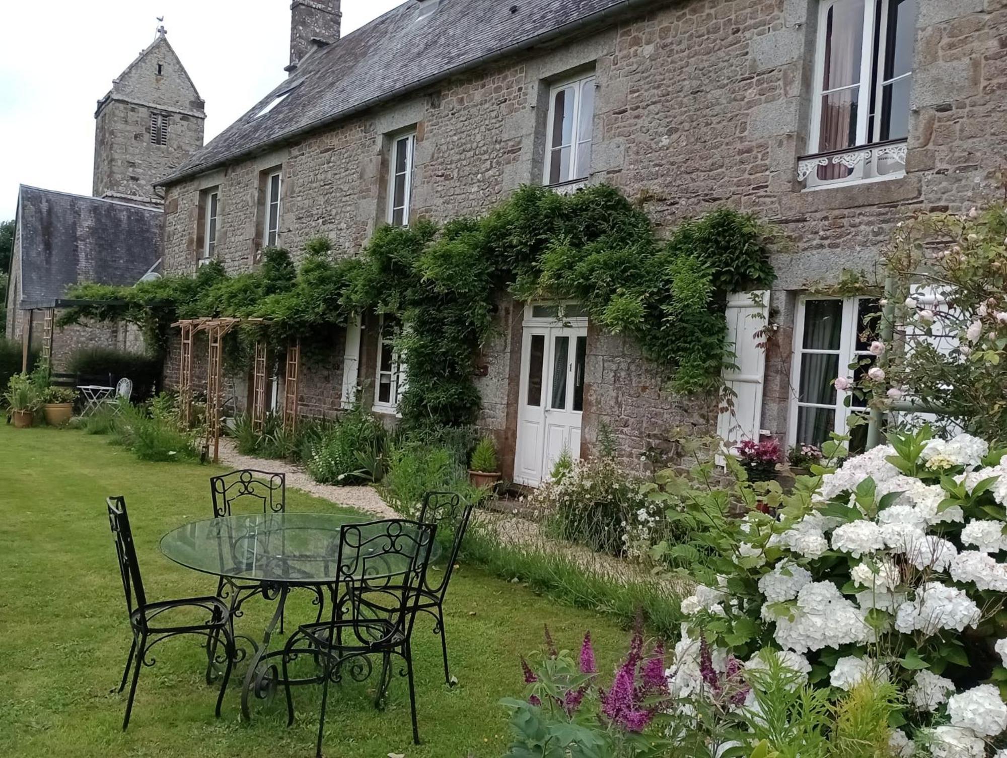 Le Presbytere Beauficel Exterior foto